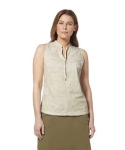Women's Spotless Traveler Tank By Royal Robbins